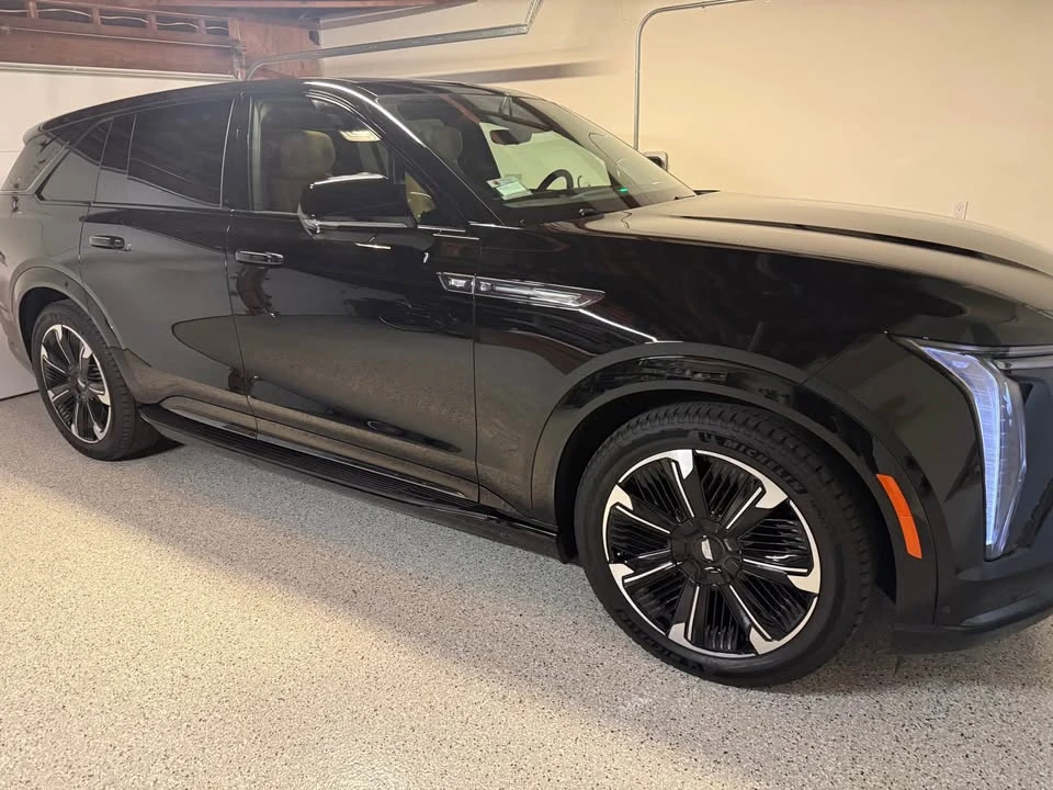 2025 Cadillac Escalade IQ - Image 2 of 6