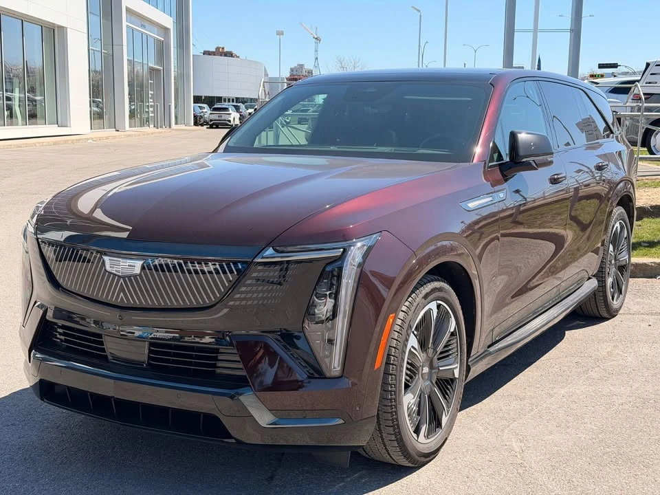 2025 Cadillac Escalade IQ - Image 3 of 15