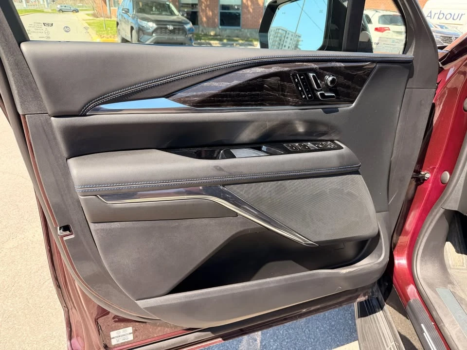 2025 Cadillac Escalade IQ - Image 10 of 15