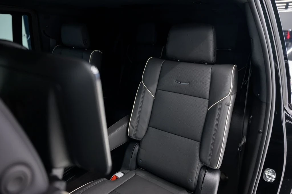 2025 Cadillac Escalade 5th Gen - Image 19 of 21