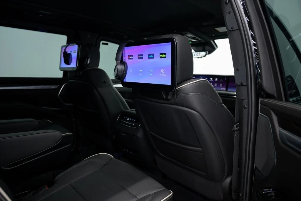 2025 Cadillac Escalade 5th Gen - Image 20 of 21