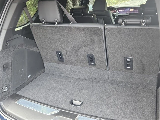 2025 Cadillac Escalade 5th Gen - Image 21 of 21