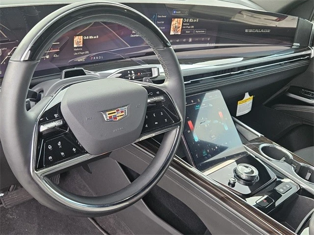 2025 Cadillac Escalade 5th Gen - Image 15 of 21