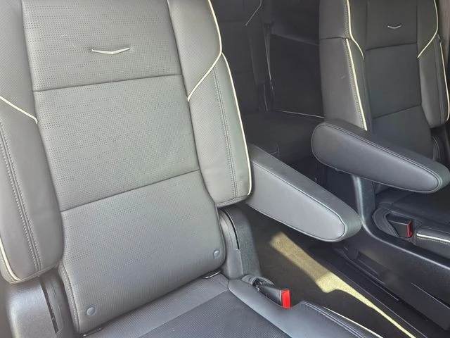 2025 Cadillac Escalade 5th Gen - Image 19 of 21