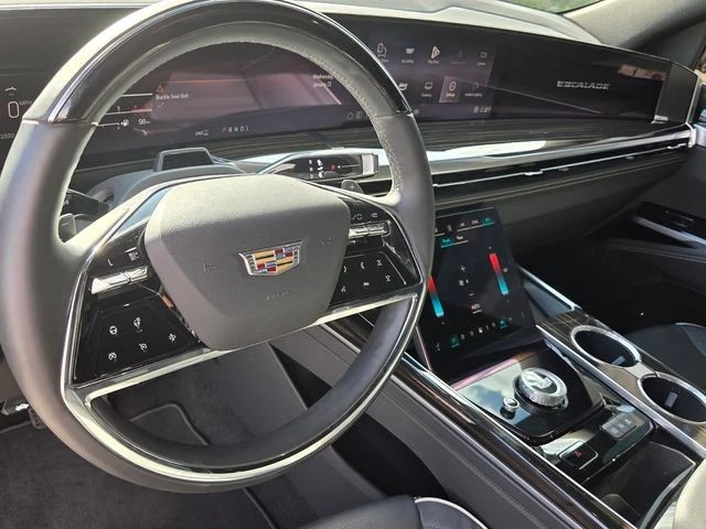 2025 Cadillac Escalade 5th Gen - Image 15 of 21