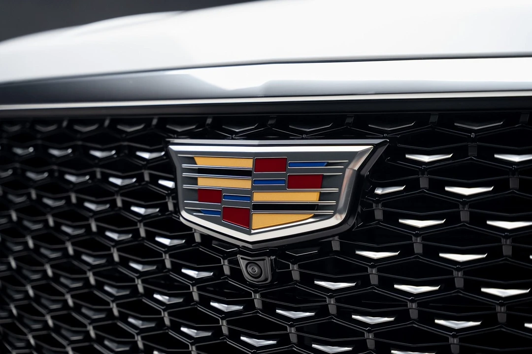2025 Cadillac Escalade 5th Gen - Image 12 of 12