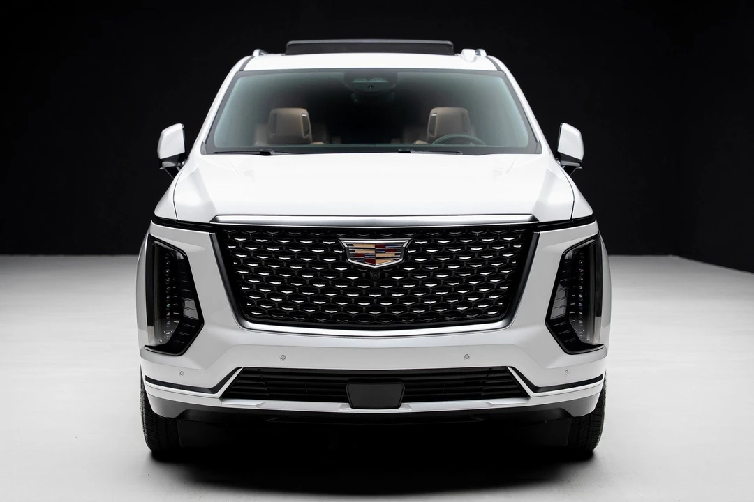 2025 Cadillac Escalade 5th Gen - Image 6 of 21