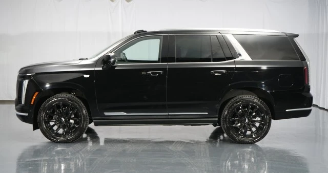 2025 Cadillac Escalade 5th Gen - Image 2 of 21