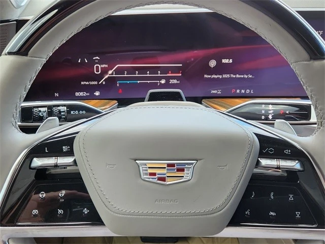 2025 Cadillac Escalade 5th Gen - Image 14 of 21