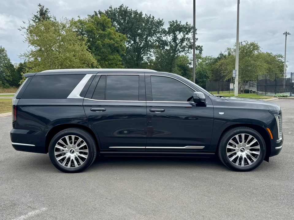 2025 Cadillac Escalade 5th Gen - Image 7 of 21