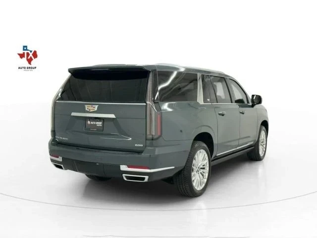 2025 Cadillac Escalade 5th Gen - Image 8 of 12