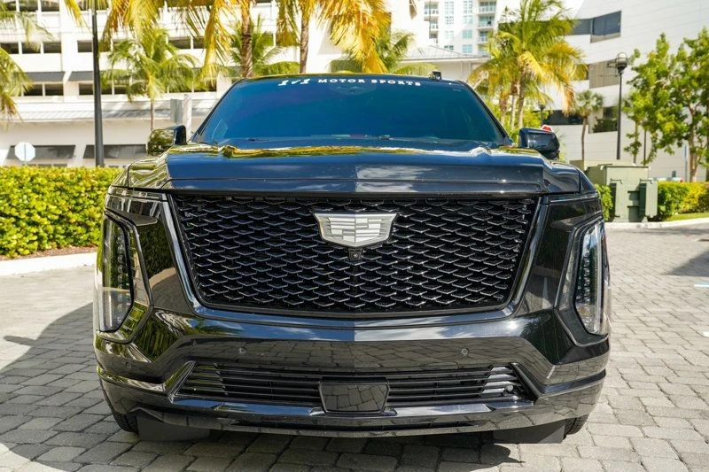 2025 Cadillac Escalade 5th Gen - Image 7 of 21