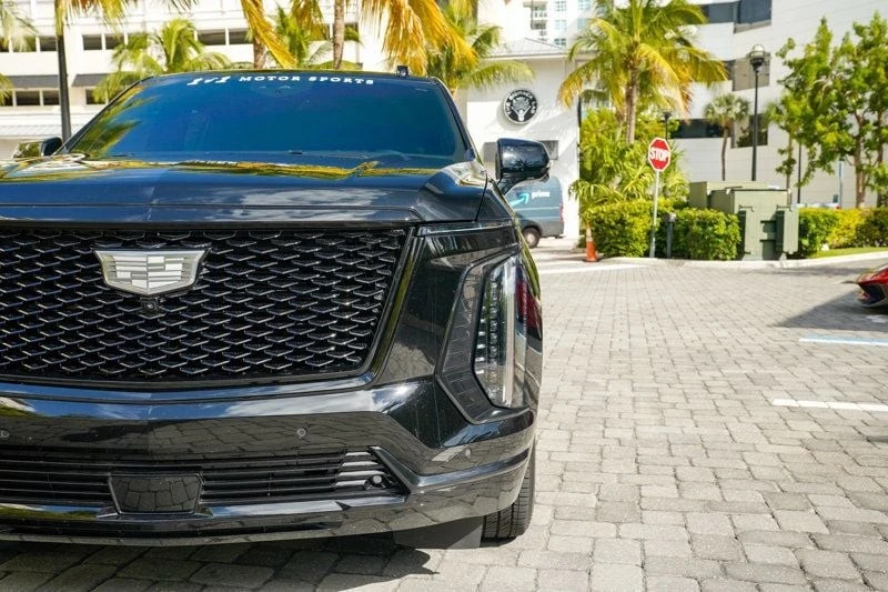 2025 Cadillac Escalade 5th Gen - Image 8 of 21