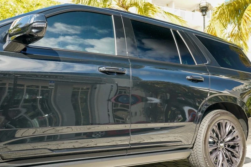2025 Cadillac Escalade 5th Gen - Image 11 of 21