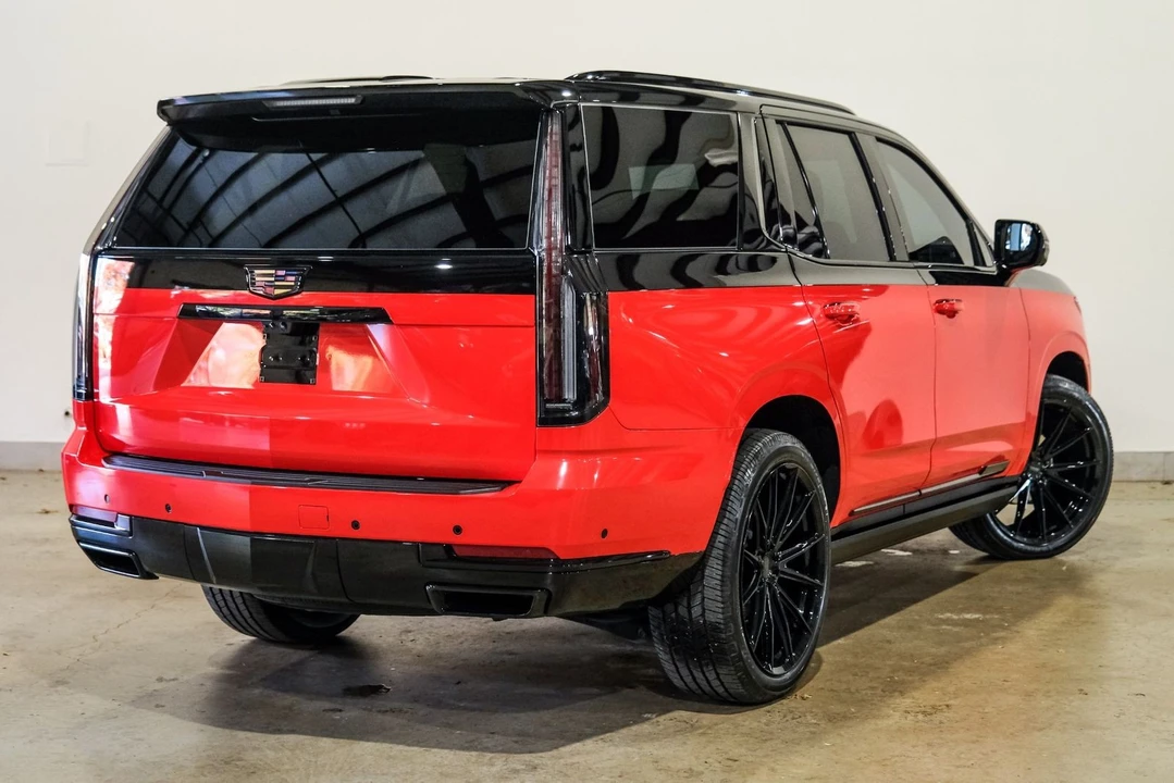 2025 Cadillac Escalade 5th Gen - Image 6 of 12