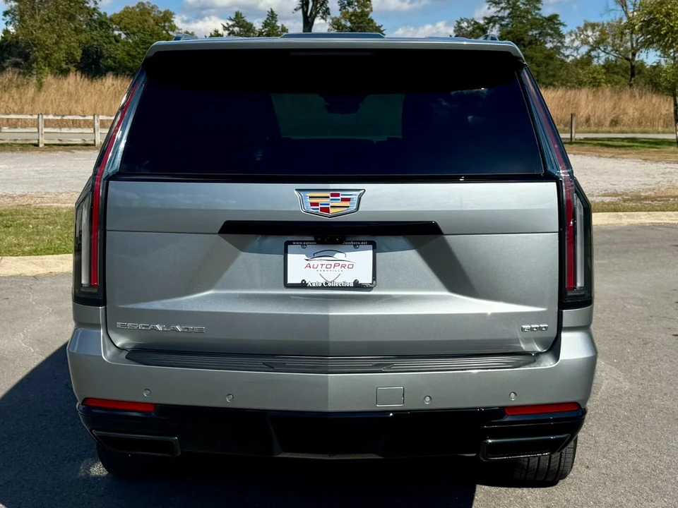 2025 Cadillac Escalade 5th Gen - Image 6 of 12