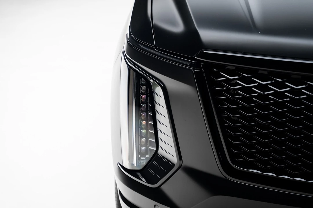 2025 Cadillac Escalade 5th Gen - Image 11 of 12