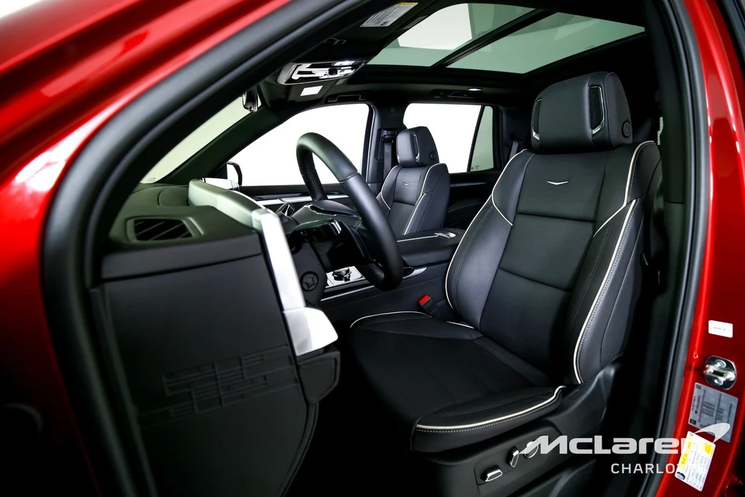 2025 Cadillac Escalade 5th Gen - Image 11 of 12
