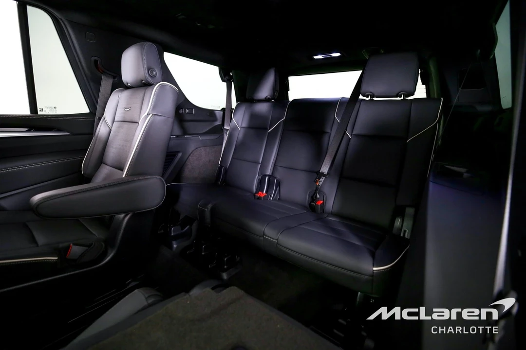 2025 Cadillac Escalade 5th Gen - Image 19 of 21