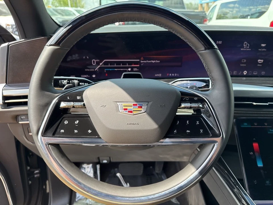 2025 Cadillac Escalade 5th Gen - Image 17 of 21