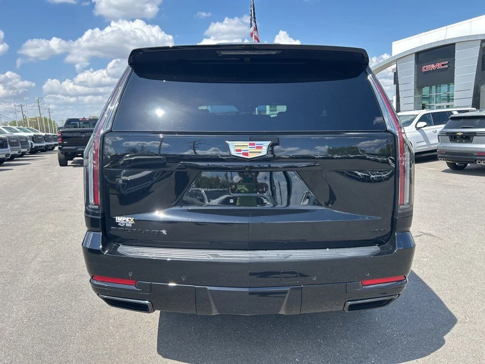 2025 Cadillac Escalade 5th Gen - Image 4 of 21