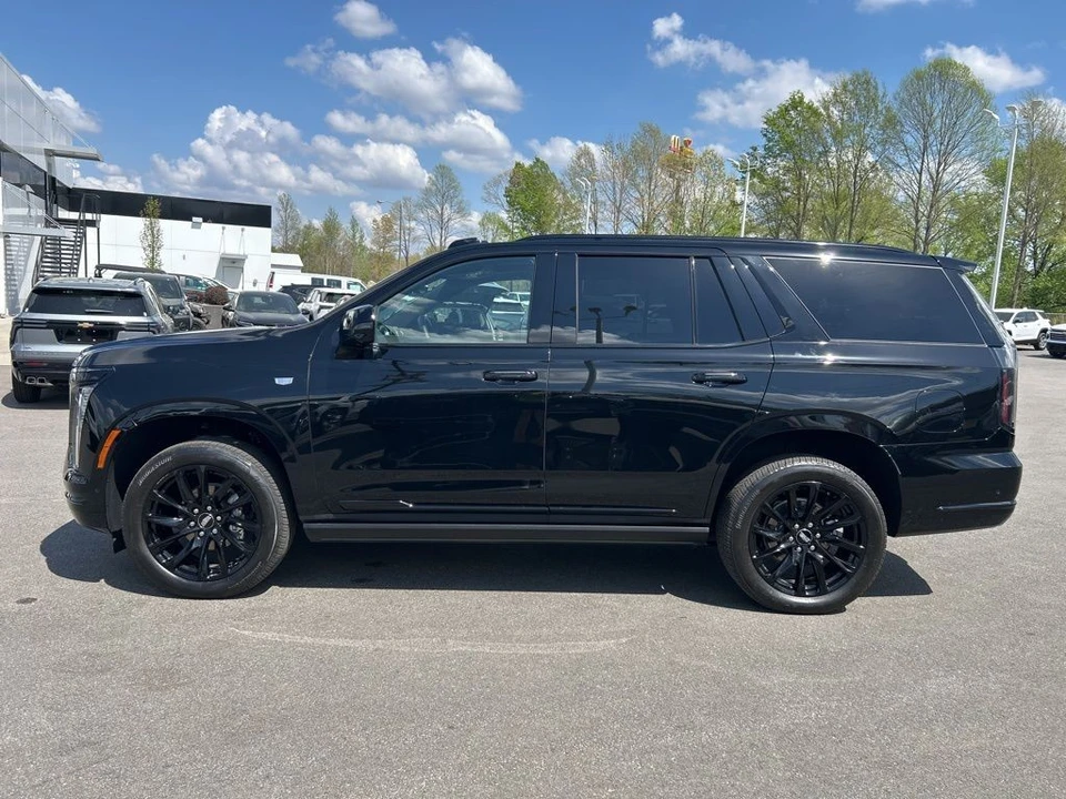 2025 Cadillac Escalade 5th Gen - Image 2 of 21