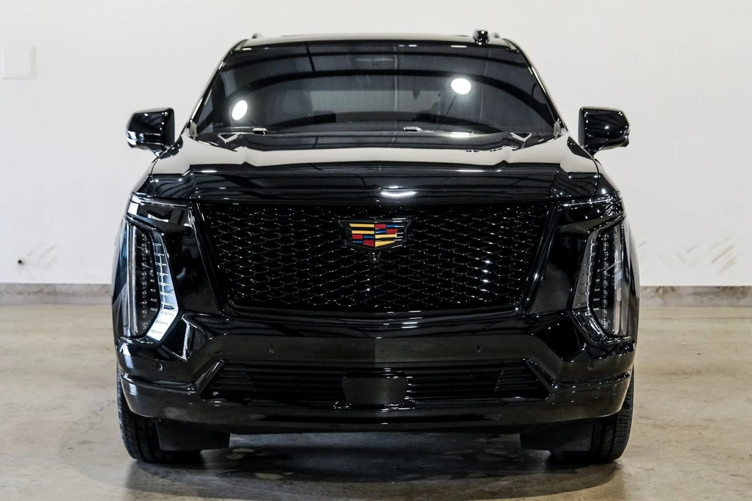 2025 Cadillac Escalade 5th Gen - Image 2 of 12