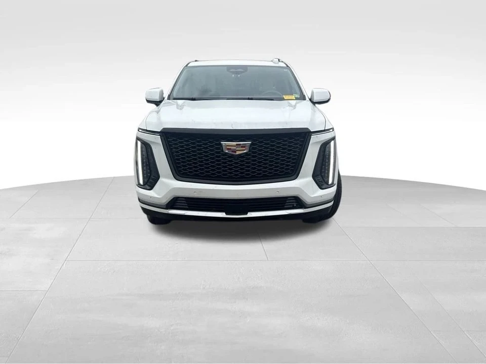 2025 Cadillac Escalade 5th Gen - Image 7 of 12