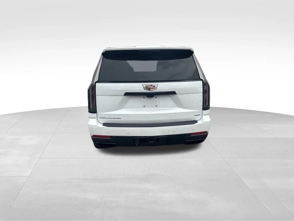 2025 Cadillac Escalade 5th Gen - Image 5 of 12