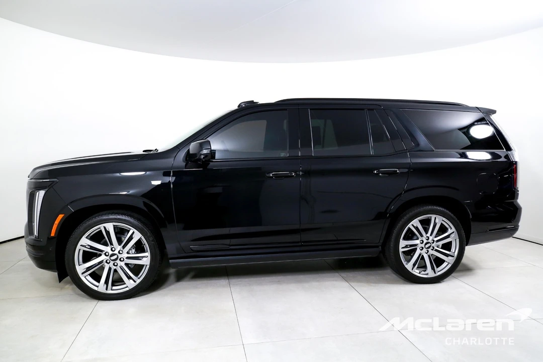 2025 Cadillac Escalade 5th Gen - Image 5 of 12
