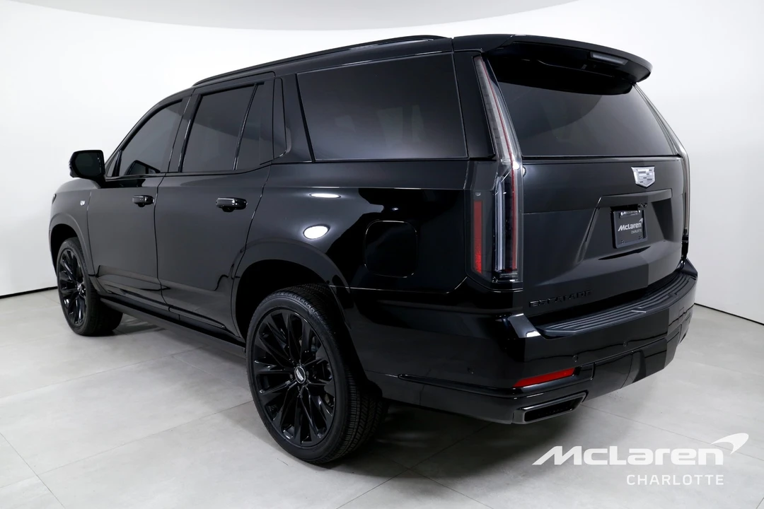 2025 Cadillac Escalade 5th Gen - Image 6 of 12