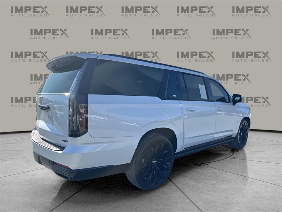2025 Cadillac Escalade 5th Gen - Image 5 of 12