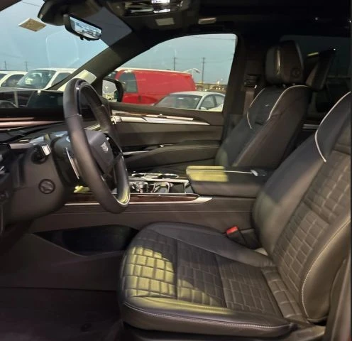 2025 Cadillac Escalade 5th Gen - Image 8 of 8