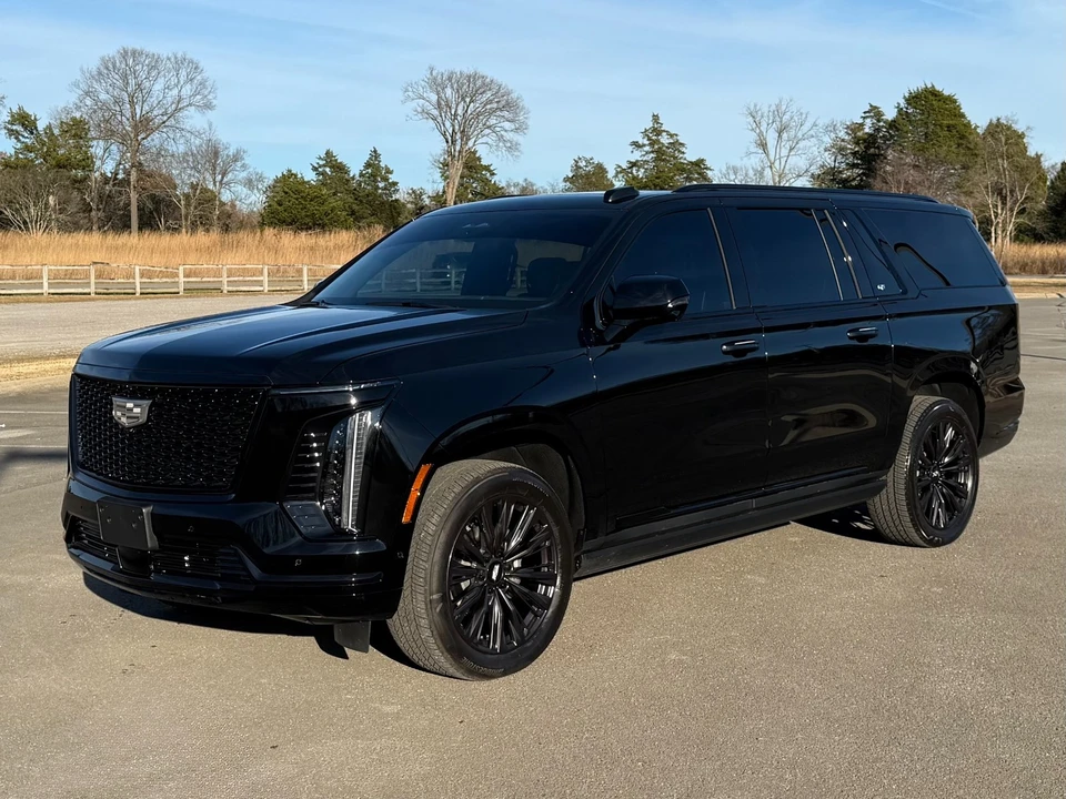 2025 Cadillac Escalade 5th Gen - Image 2 of 12
