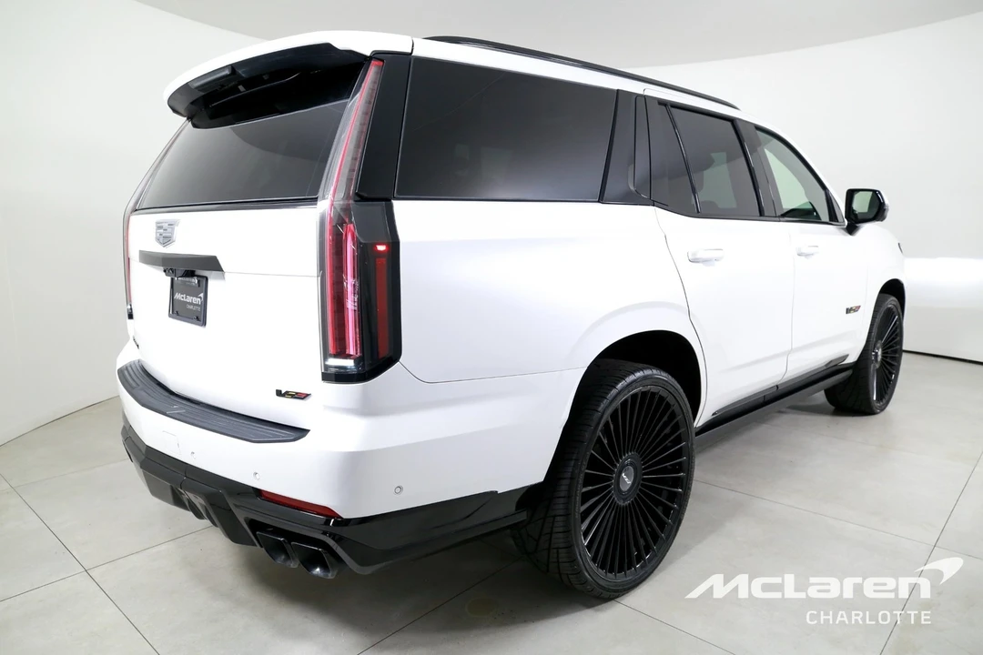 2025 Cadillac Escalade-V 5th Gen - Image 8 of 12