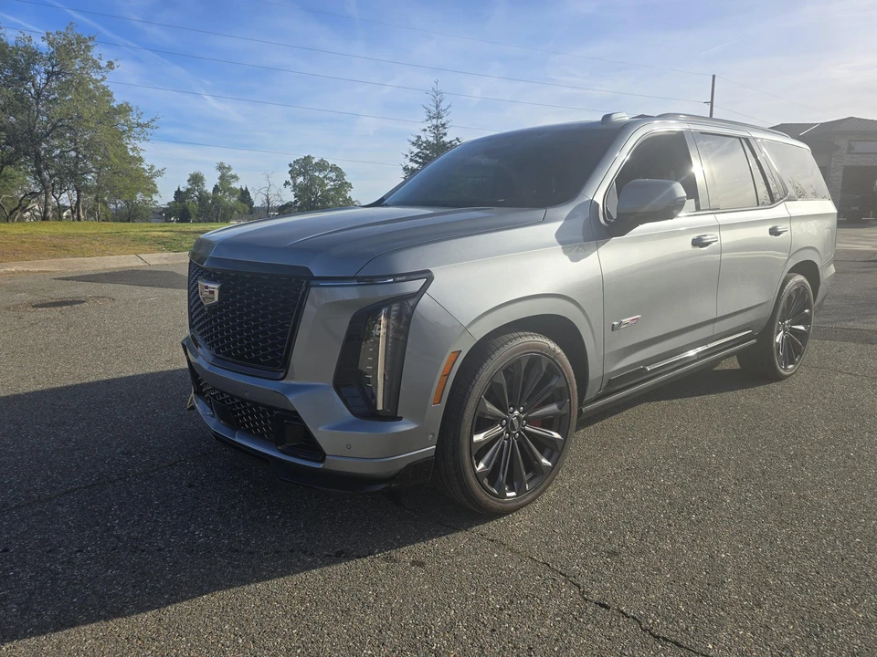 2025 Cadillac Escalade-V 5th Gen - Image 3 of 31