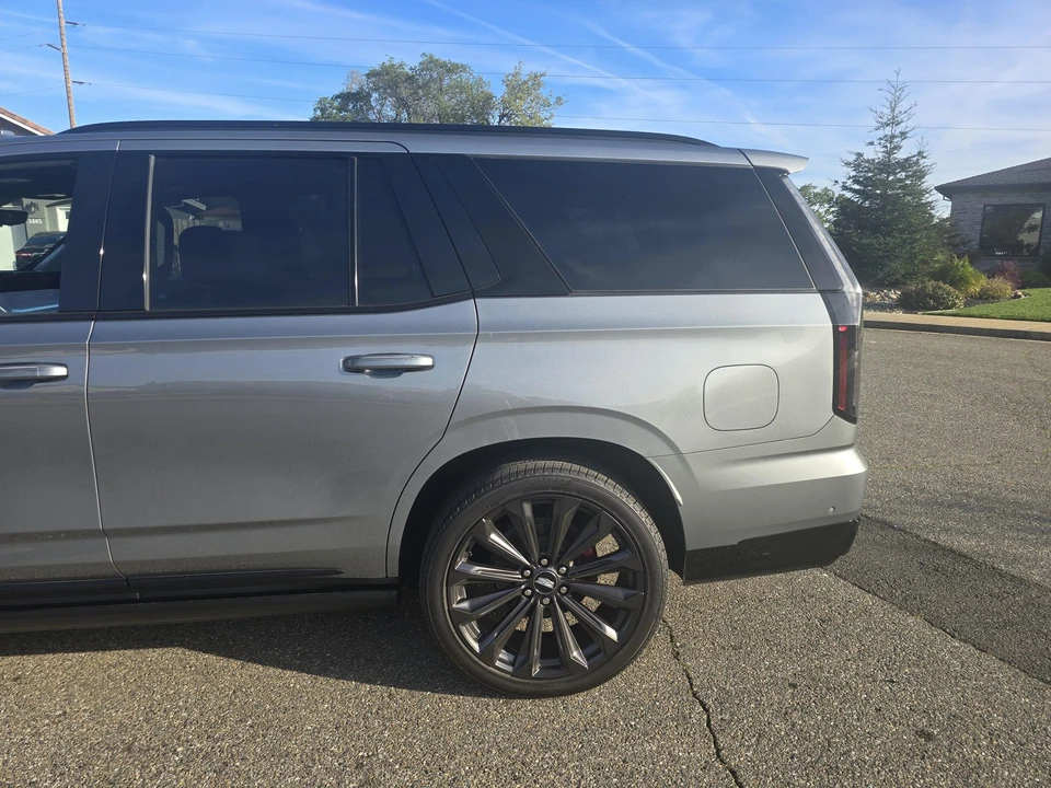 2025 Cadillac Escalade-V 5th Gen - Image 31 of 31