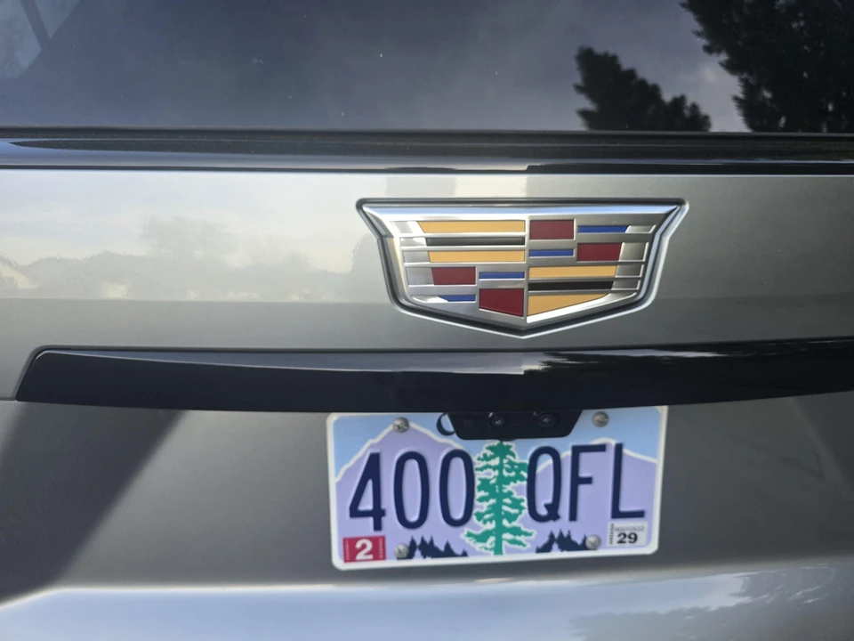 2025 Cadillac Escalade-V 5th Gen - Image 28 of 31