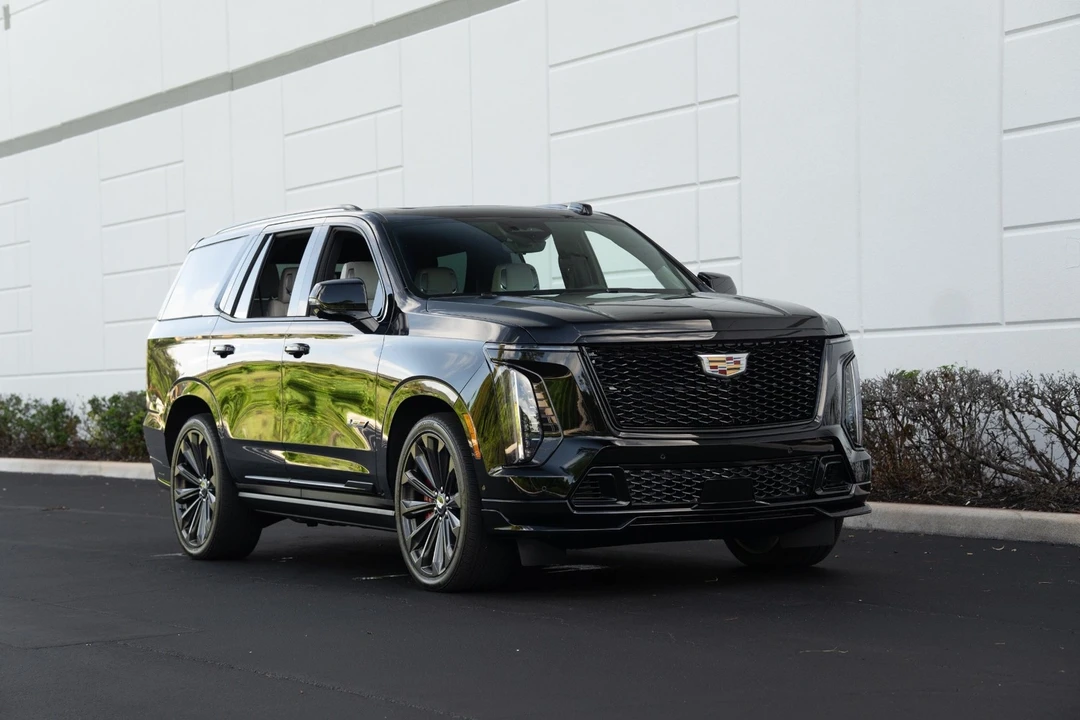 2025 Cadillac Escalade-V 5th Gen - Image 4 of 12