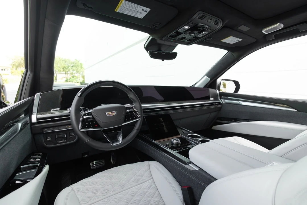 2025 Cadillac Escalade-V 5th Gen - Image 5 of 12