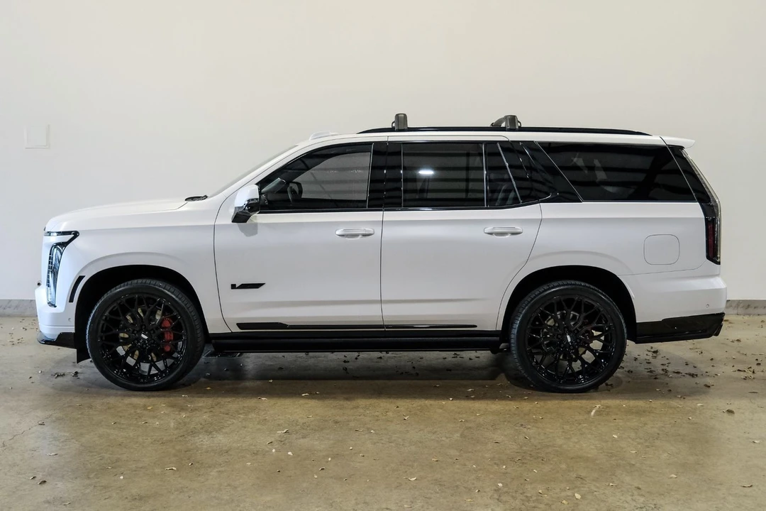 2025 Cadillac Escalade-V 5th Gen - Image 7 of 12