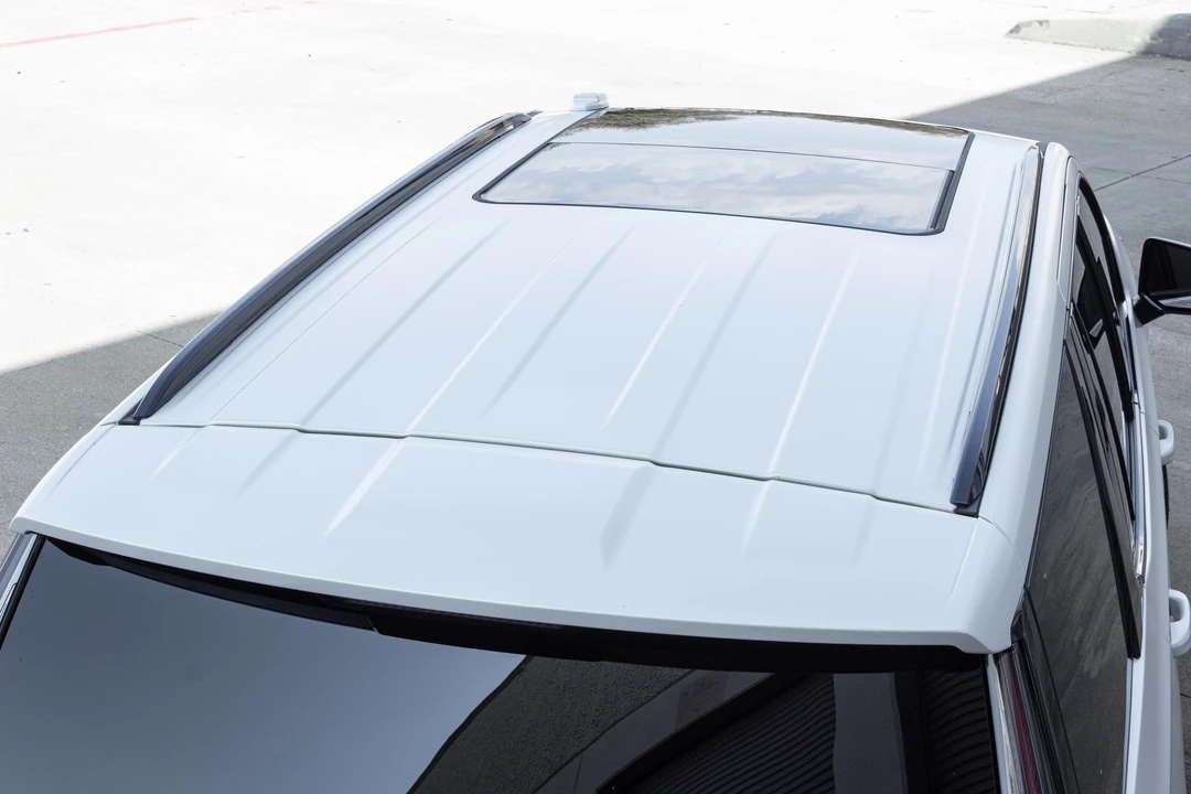 2025 Cadillac Escalade-V 5th Gen - Image 30 of 31