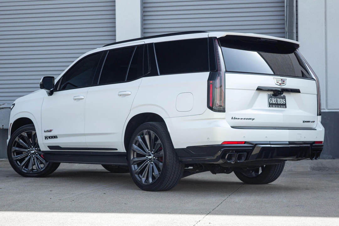 2025 Cadillac Escalade-V 5th Gen - Image 8 of 31