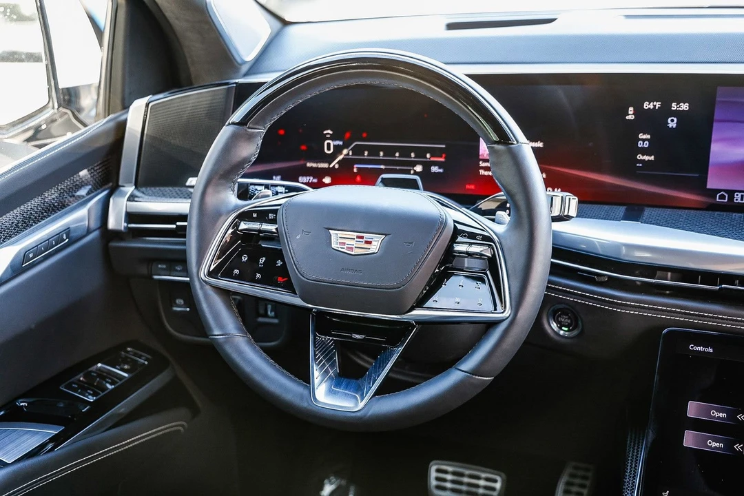 2025 Cadillac Escalade-V 5th Gen - Image 13 of 21