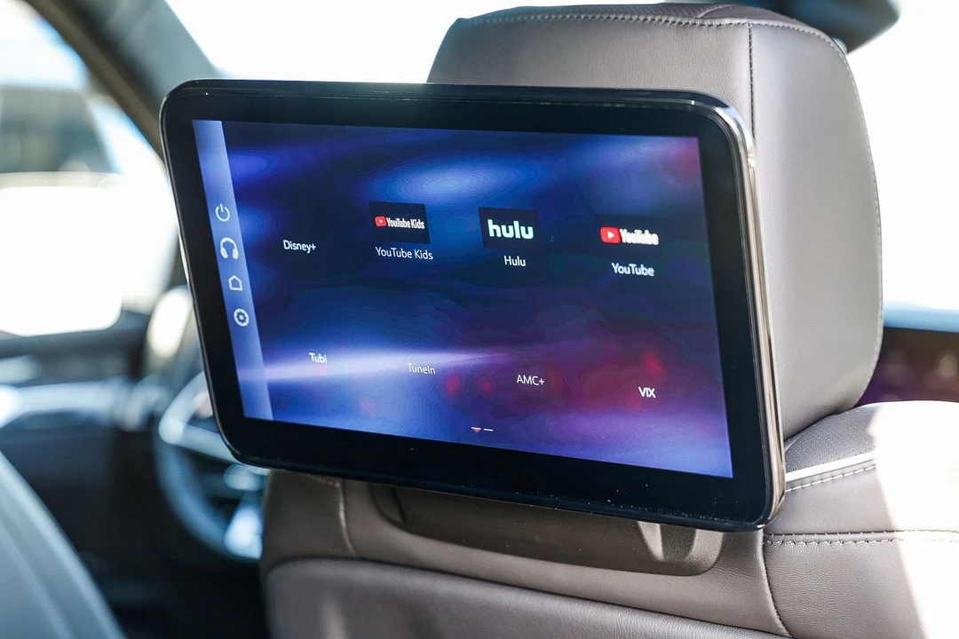 2025 Cadillac Escalade-V 5th Gen - Image 19 of 21