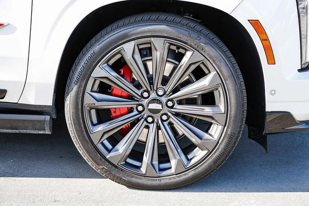 2025 Cadillac Escalade-V 5th Gen - Image 9 of 21