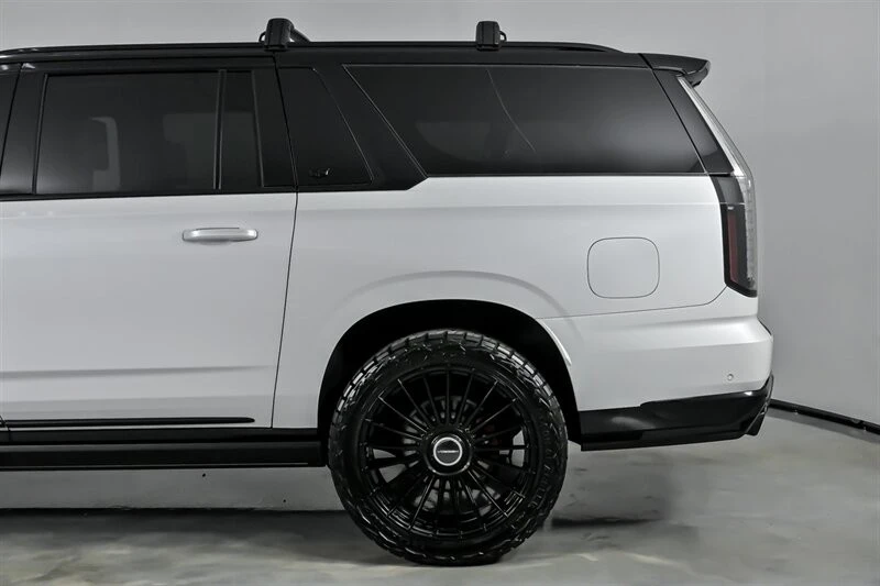 2025 Cadillac Escalade-V 5th Gen - Image 9 of 12