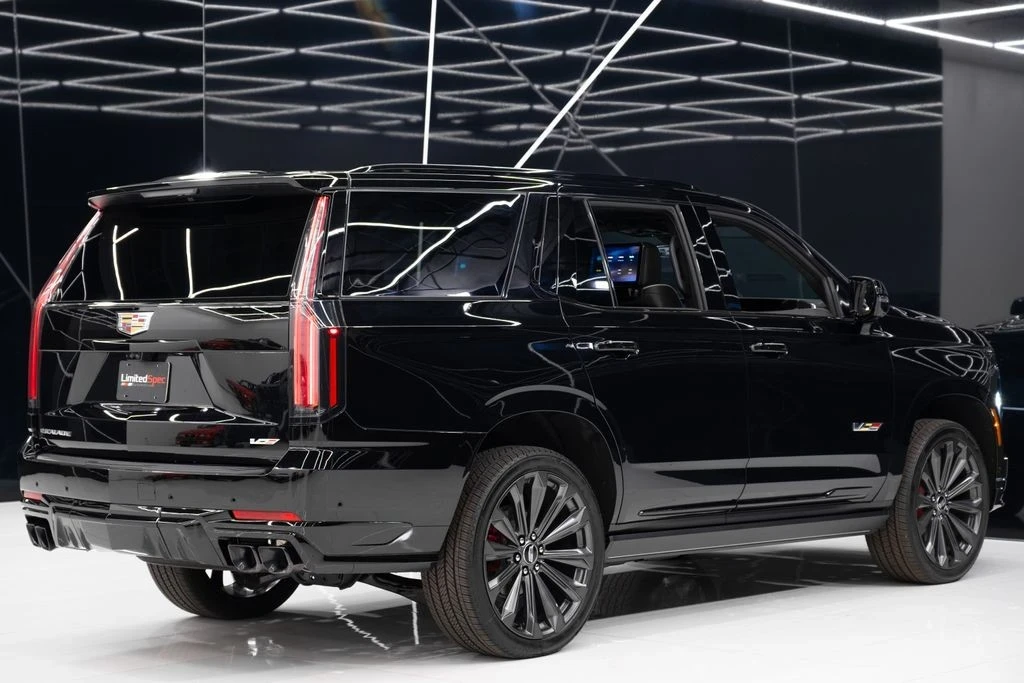 2025 Cadillac Escalade-V 5th Gen - Image 20 of 21