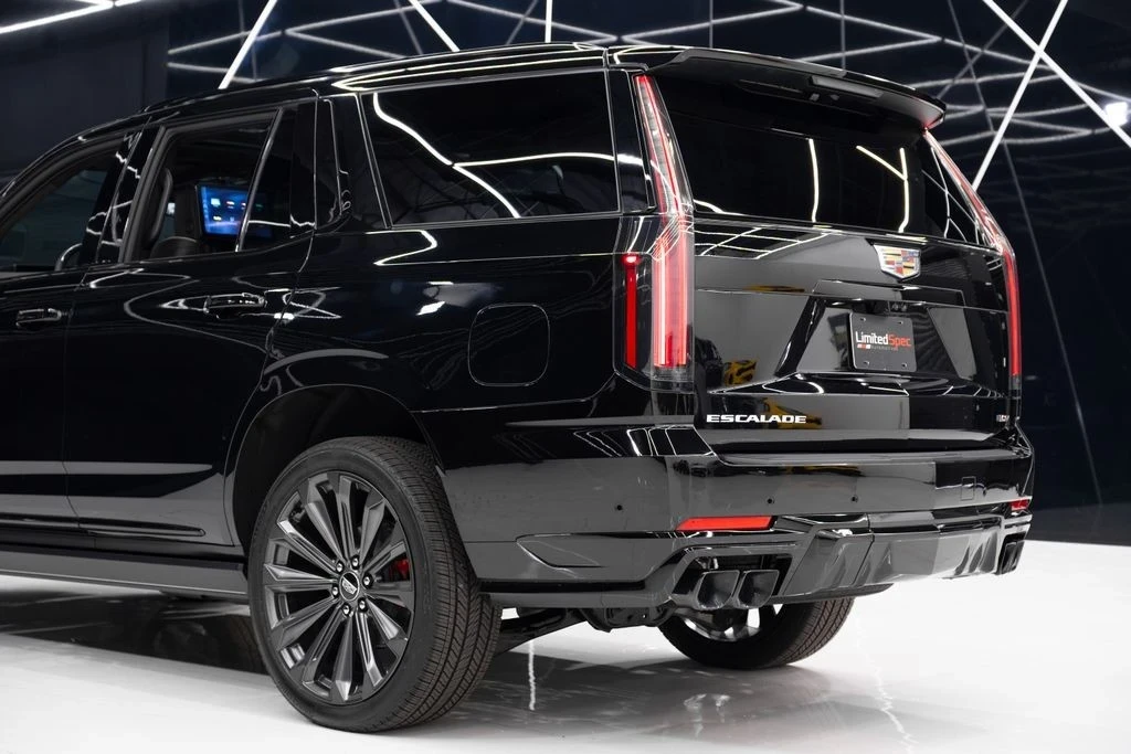2025 Cadillac Escalade-V 5th Gen - Image 15 of 21