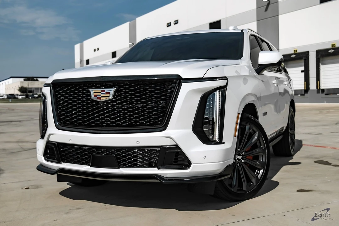 2025 Cadillac Escalade-V 5th Gen - Image 3 of 12